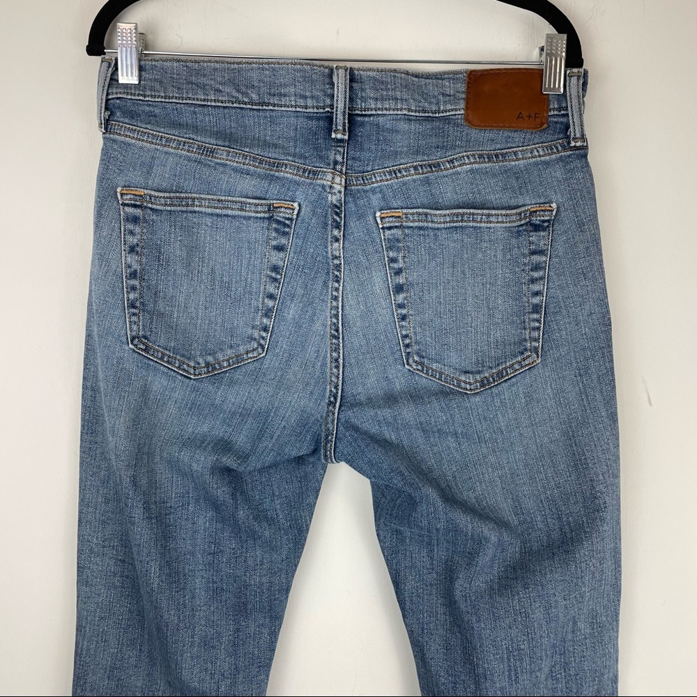 Abercrombie & Fitch Mens Rustin Athletic Slim Stretch Distressed Jeans Sz 30x30 - Picture 6 of 9